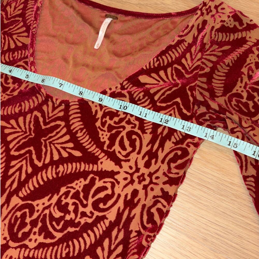 Free People red velvet burnout scoop neck 3/4 sleeve dress womens size XS - Picture 5 of 7
